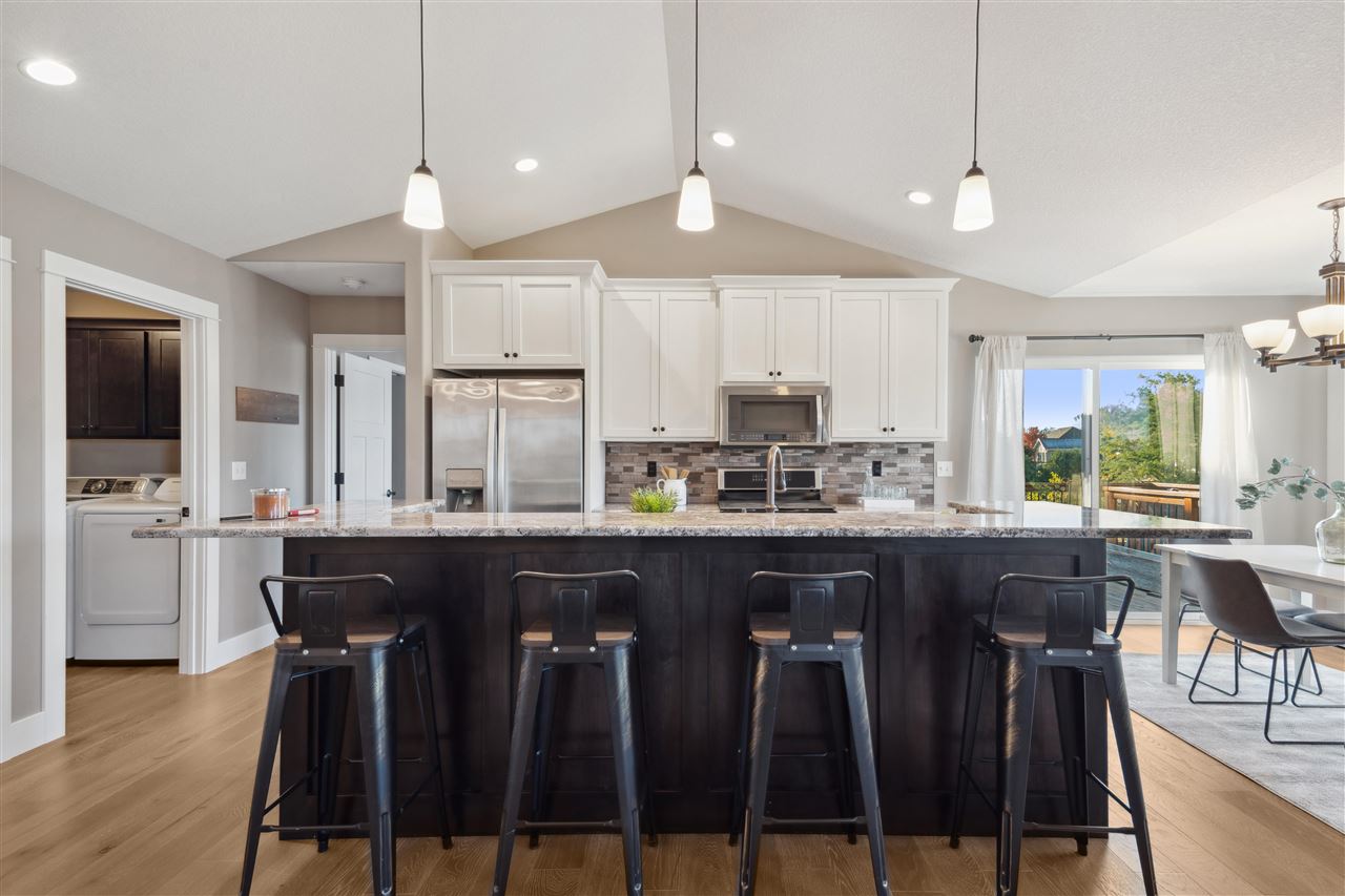 601 Valley Drive