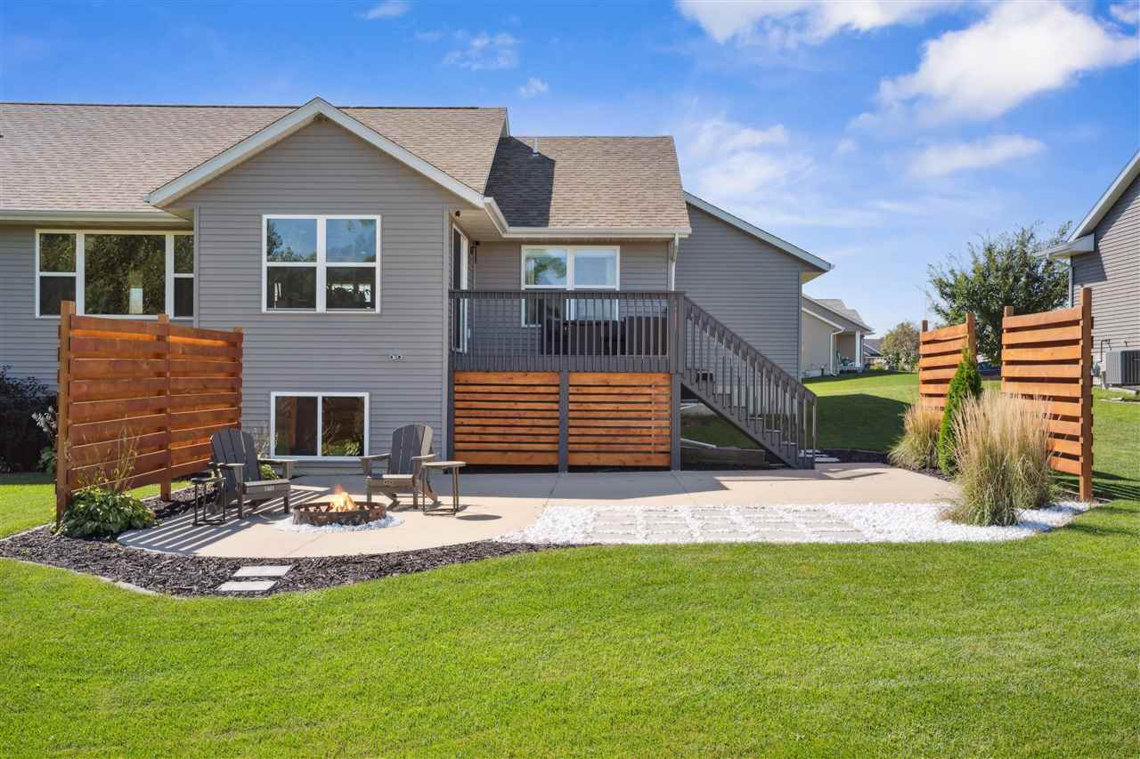 2113 Red Rock Dr. SW