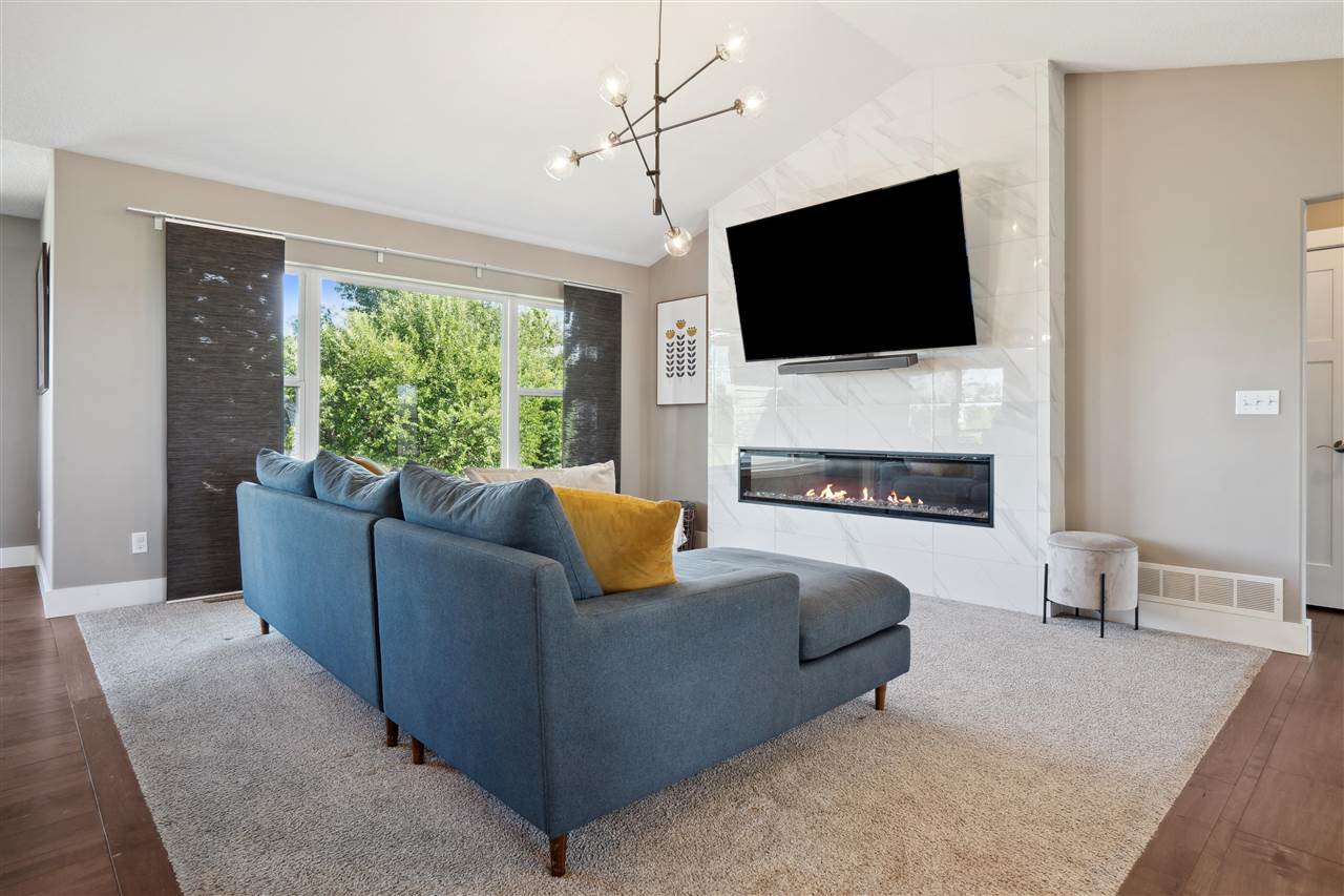 2113 Red Rock Dr. SW