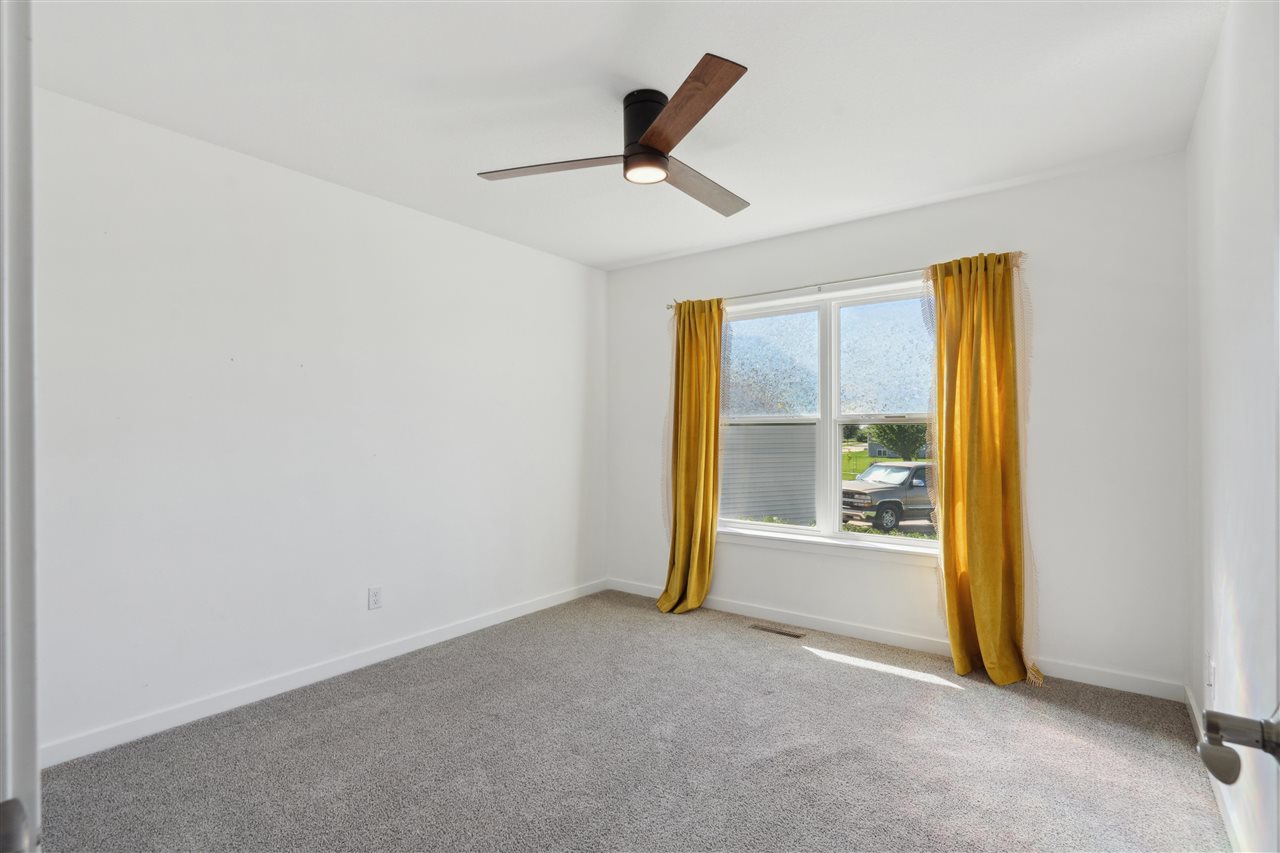 2113 Red Rock Dr. SW