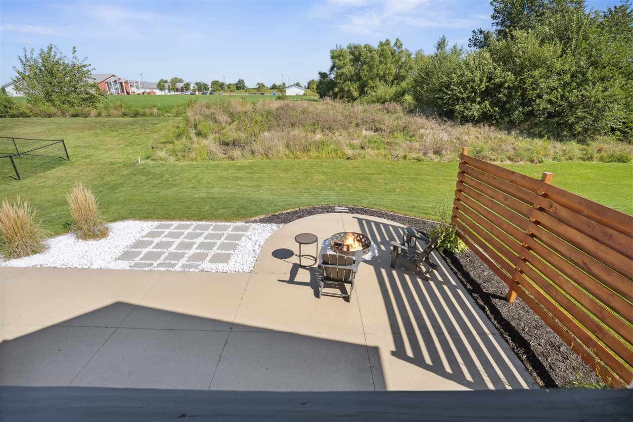2113 Red Rock Dr. SW