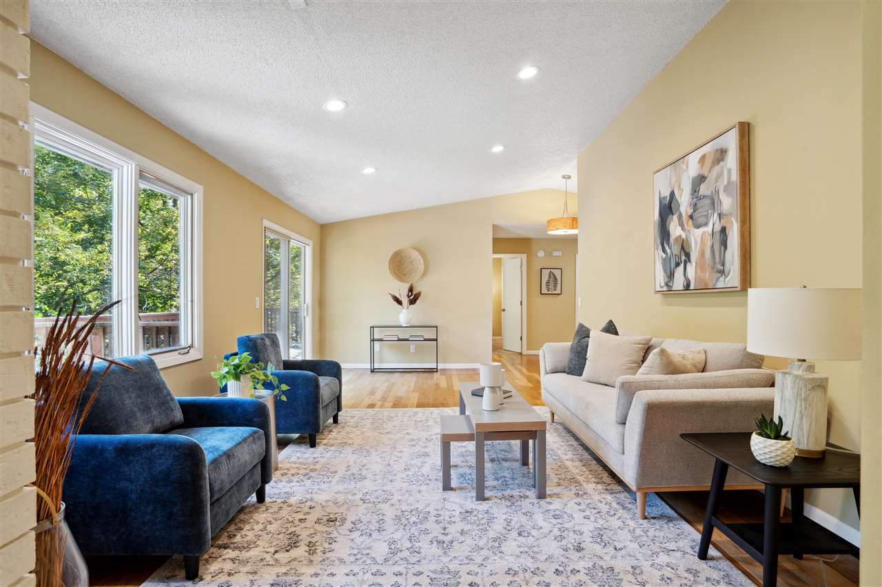 1487 Valley View Drive