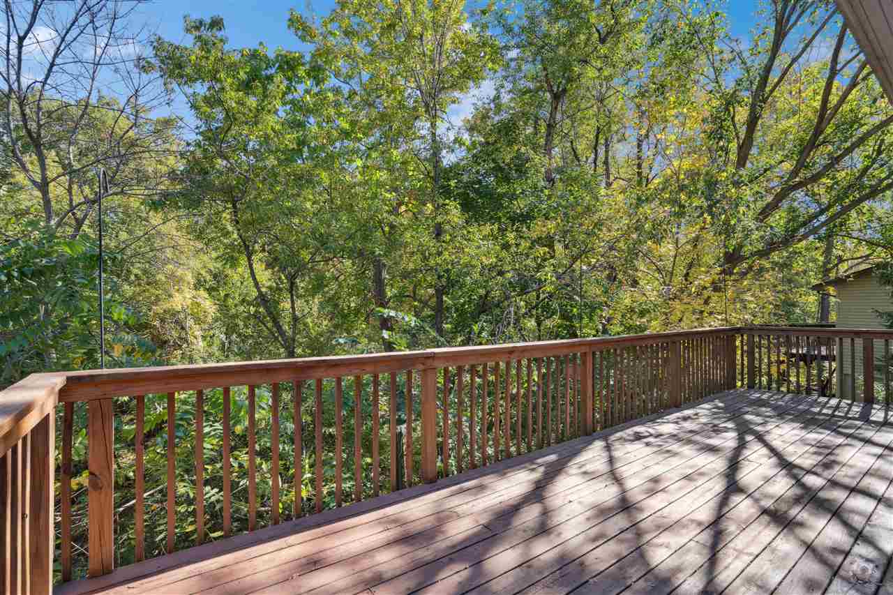 1487 Valley View Drive