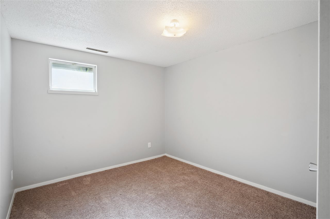 1487 Valley View Drive