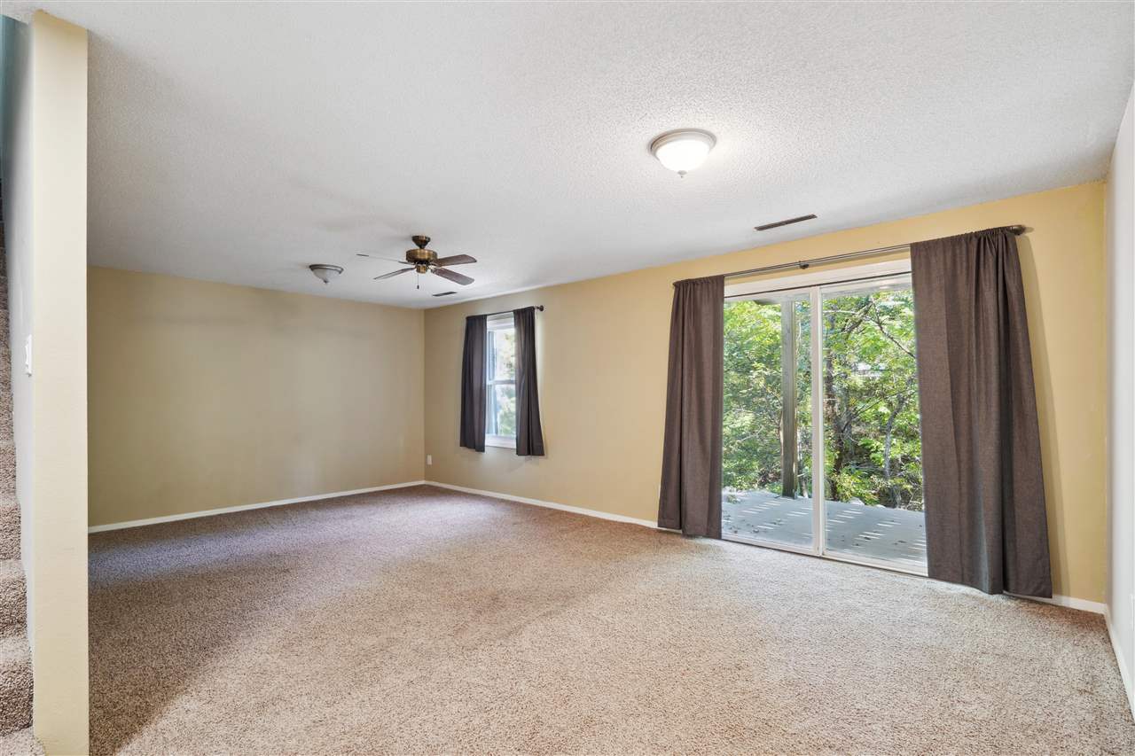 1487 Valley View Drive
