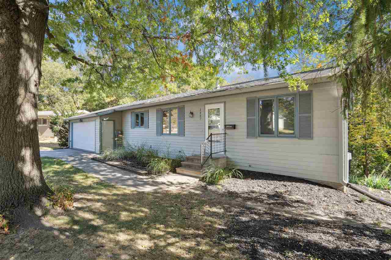 1487 Valley View Drive