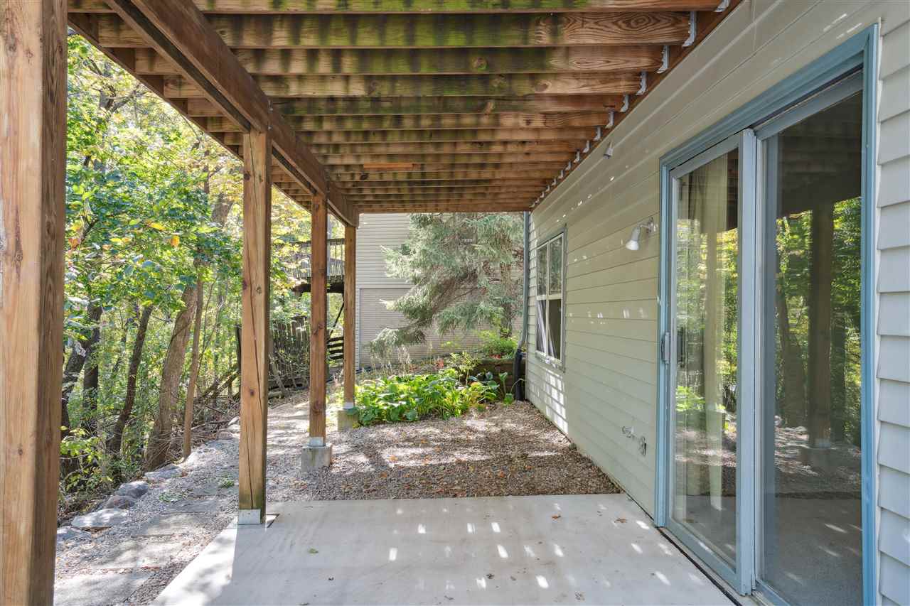 1487 Valley View Drive