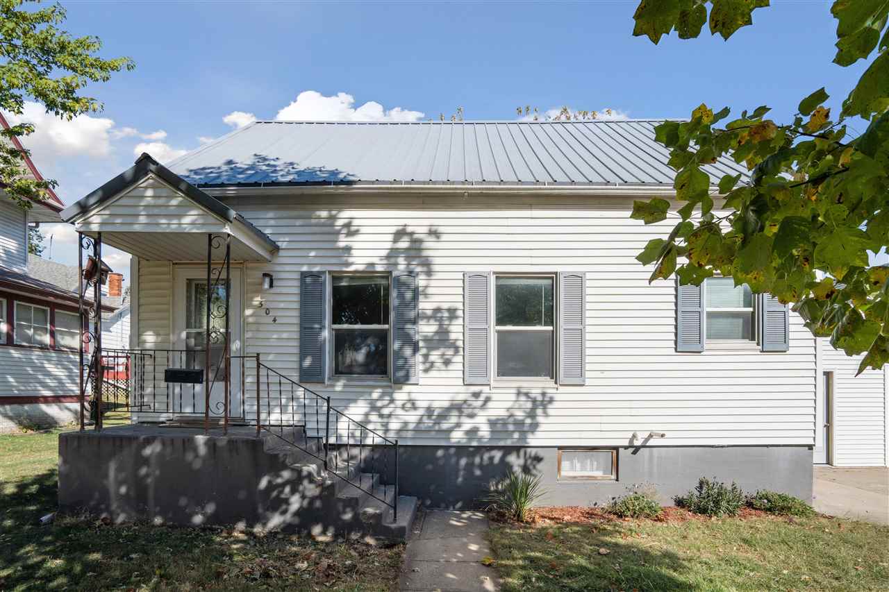 304 E 5th Street