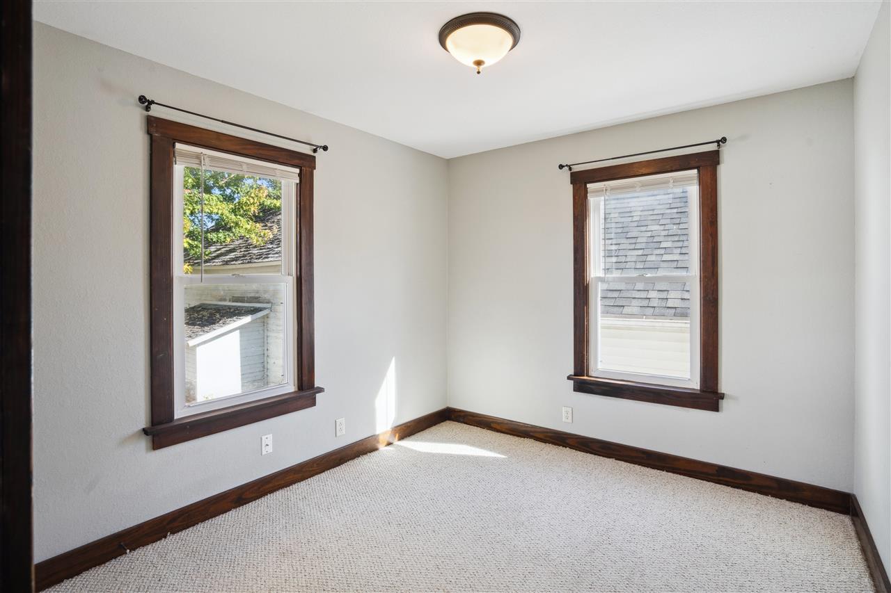 304 E 5th Street