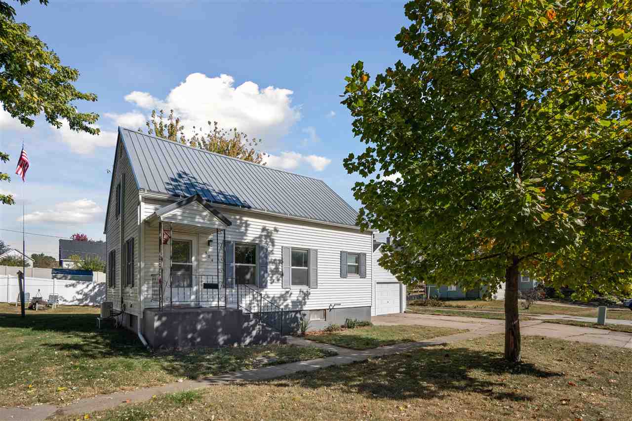 304 E 5th Street