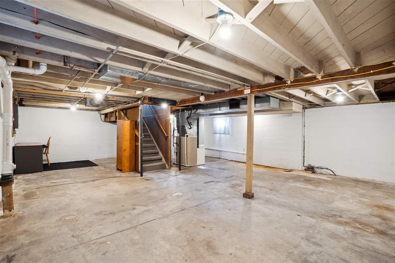 304 E 5th Street