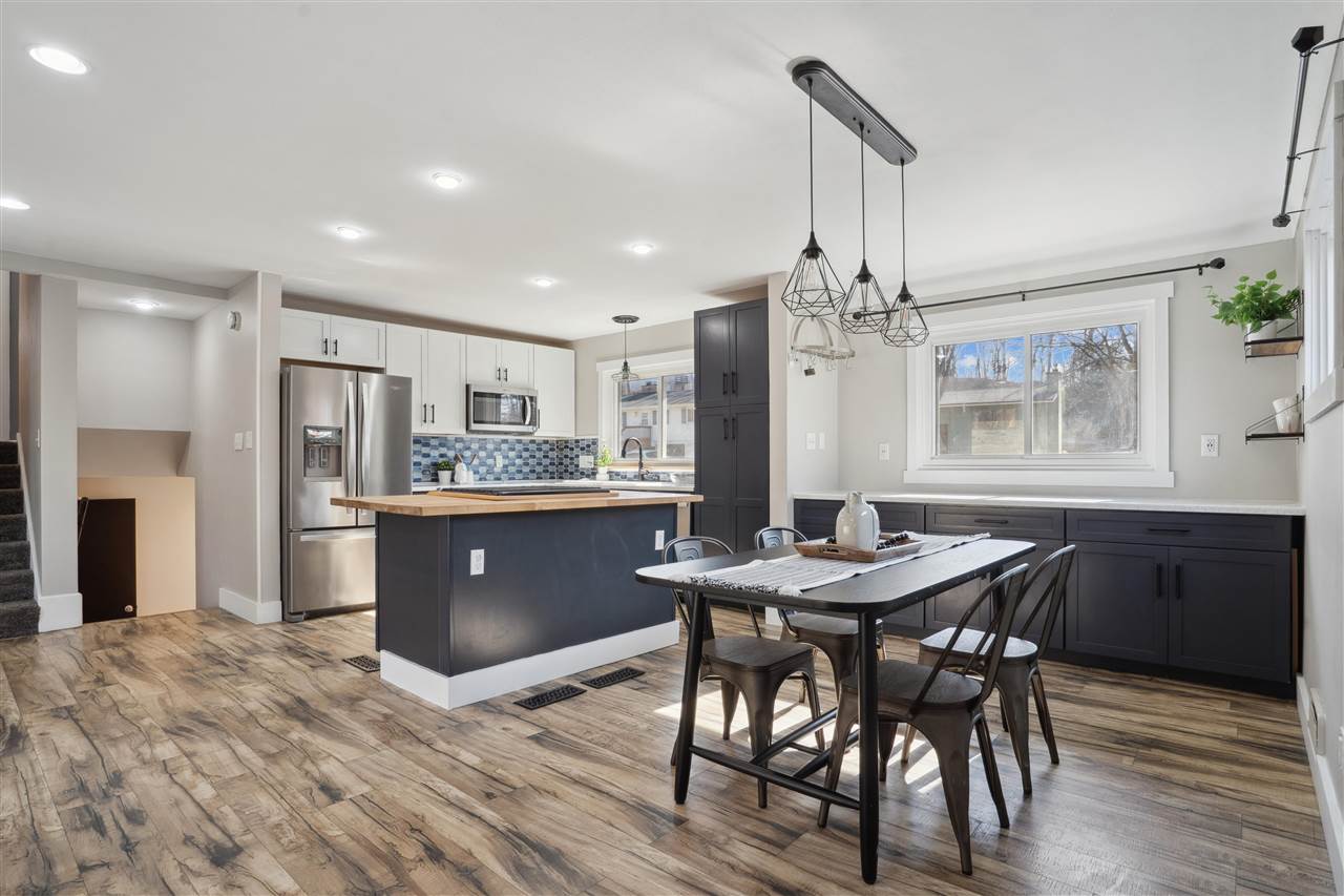 1302 Hertz Drive SE