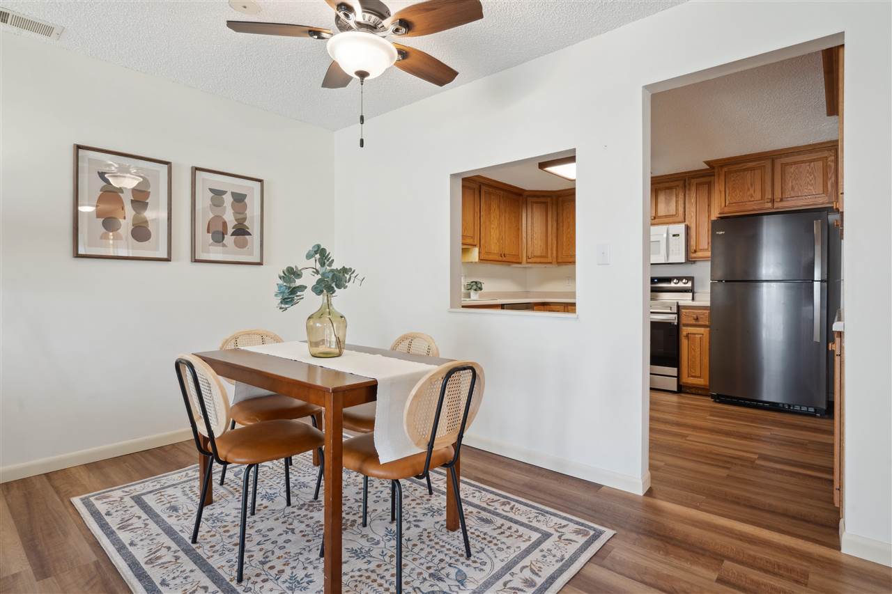 2131 1st Ave SE Unit: 208
