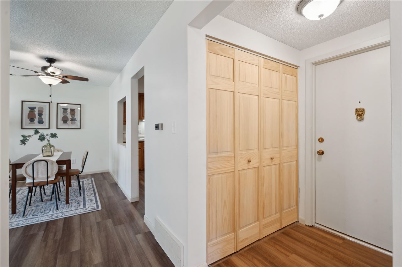 2131 1st Ave SE Unit: 208