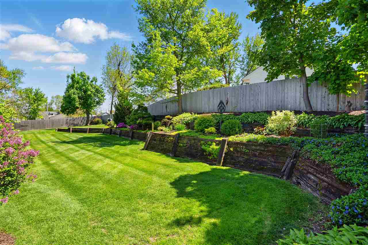 710 Grant Wood Dr. SE
