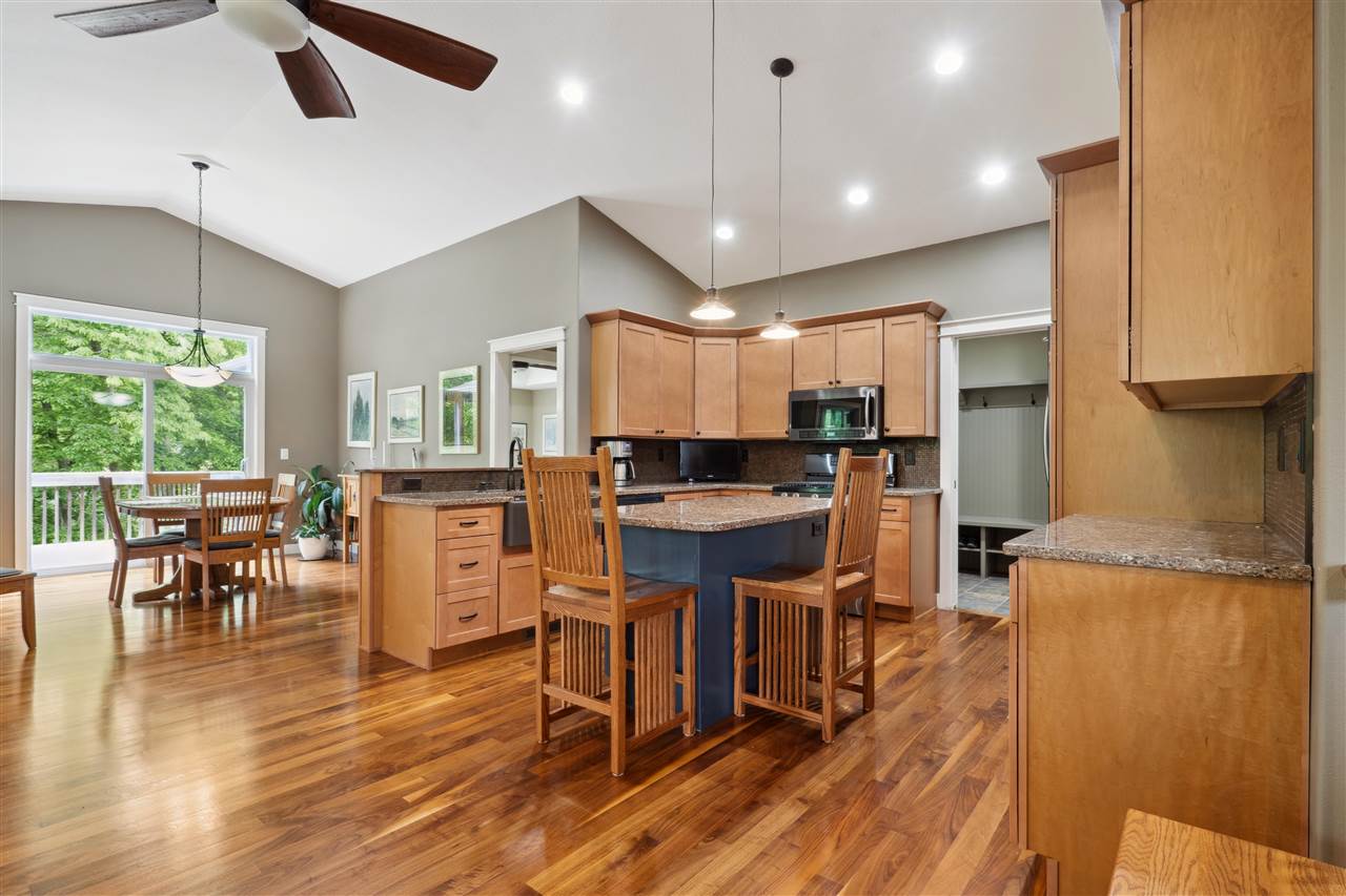4010 Windham Woods Ct SE