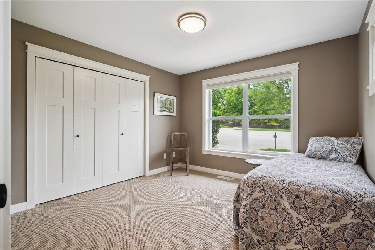 4010 Windham Woods Ct SE