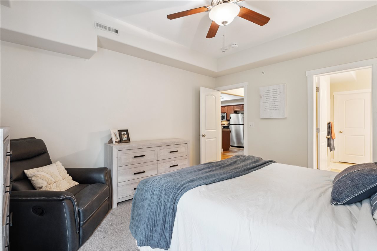 1848 W Benton Street Unit: 303
