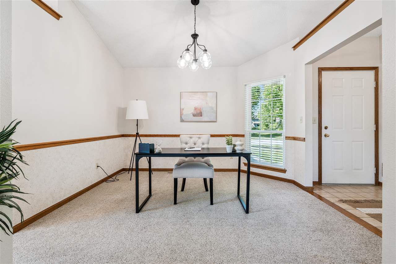 329 Stoney Creek Rd NW