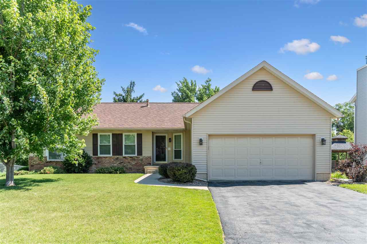 329 Stoney Creek Rd NW