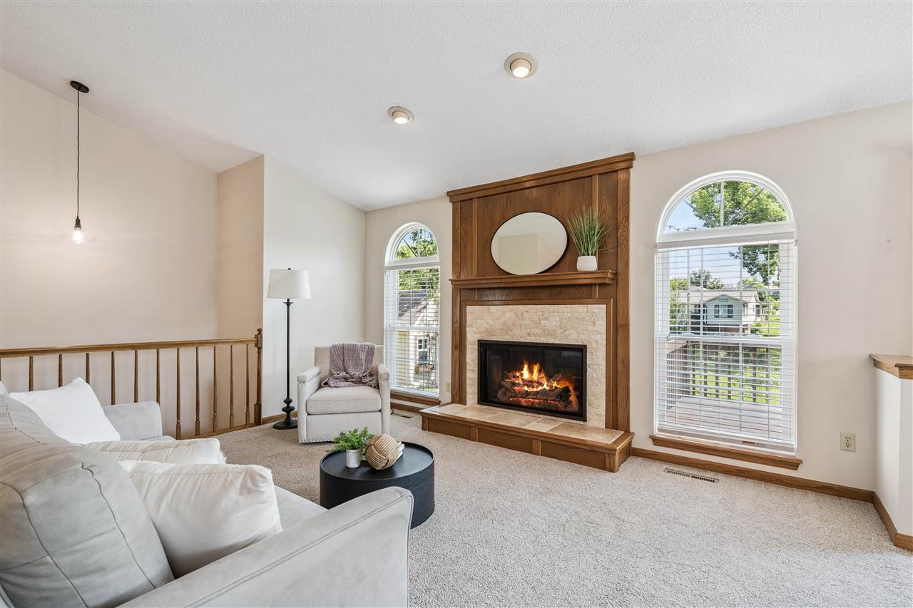 329 Stoney Creek Rd NW