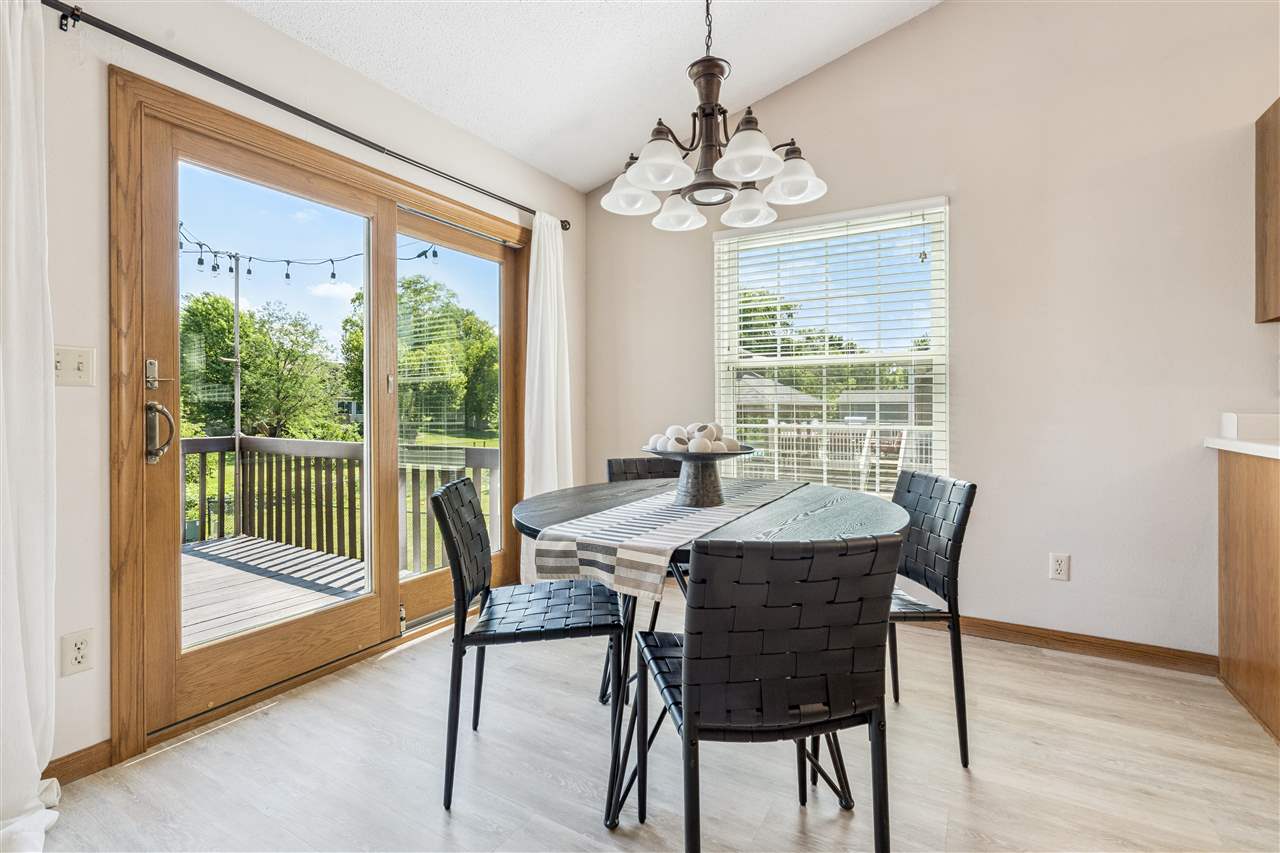329 Stoney Creek Rd NW