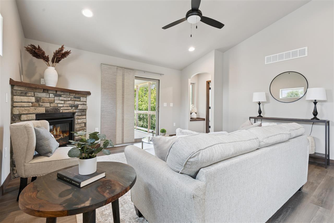 713 Hillside Drive
