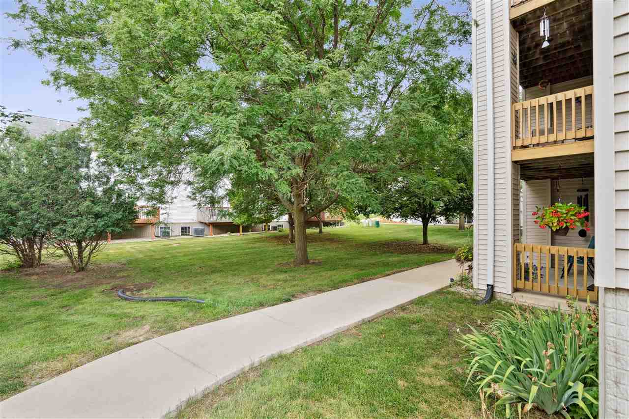 780 Magnolia Ln Unit: 4