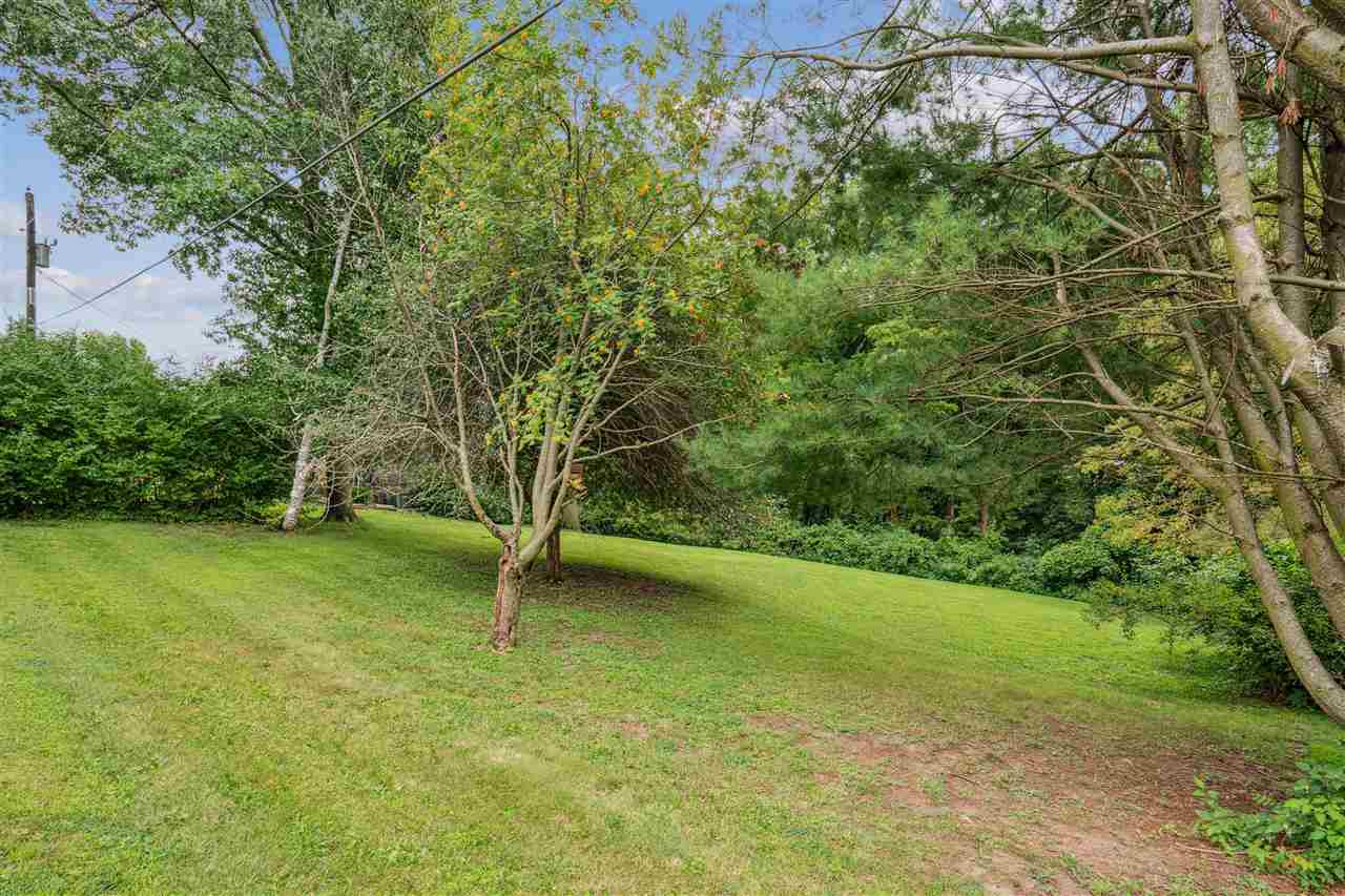 421 Pleasant View Dr. NE