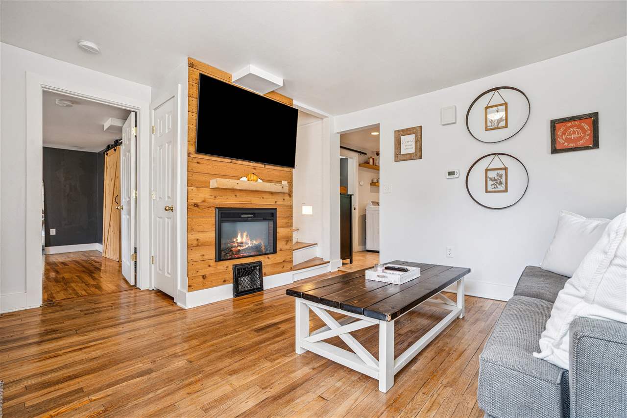 214 E 4th Ave