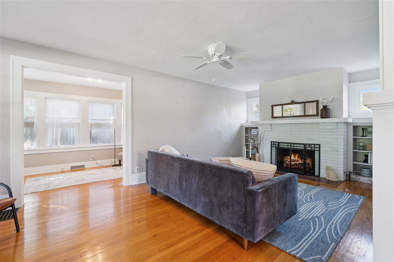 549 Vernon Drive SE