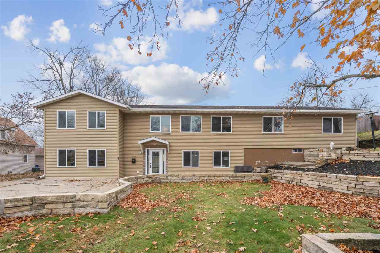 2944 Oakland Rd NE