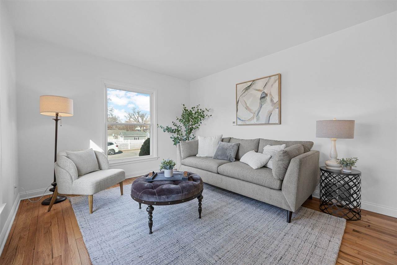 700 Memorial Dr. SE