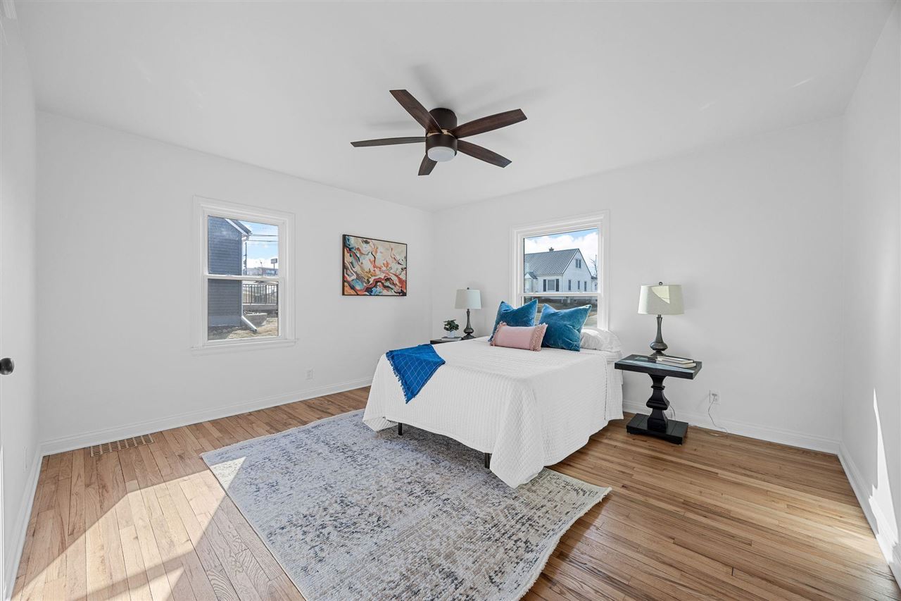 700 Memorial Dr. SE