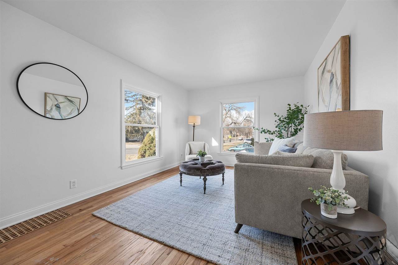 700 Memorial Dr. SE