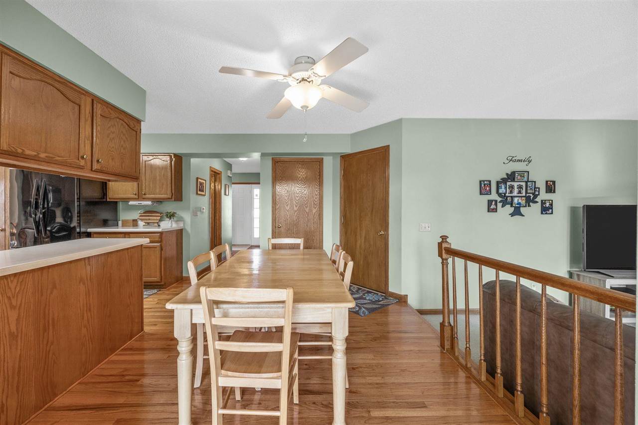 320 Stoney Creek Rd NW