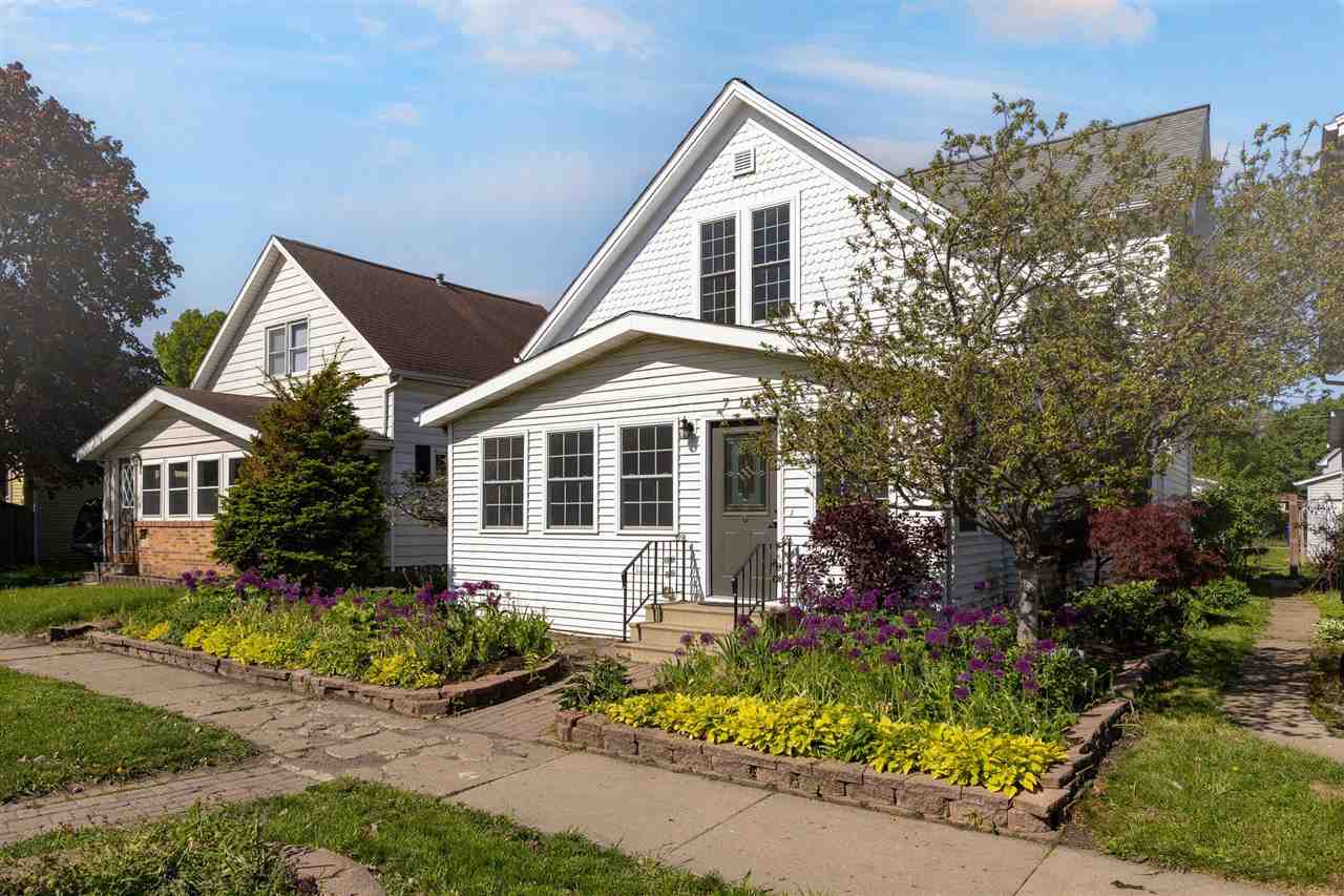 716 8th Street SW