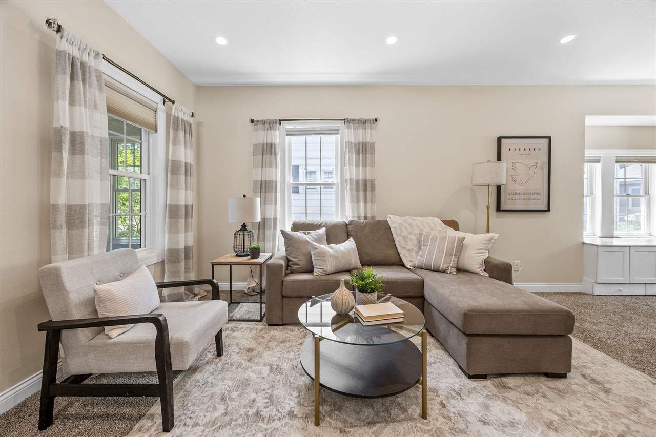 716 8th Street SW