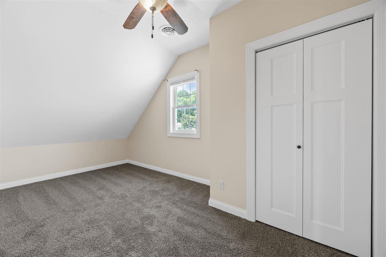 716 8th Street SW