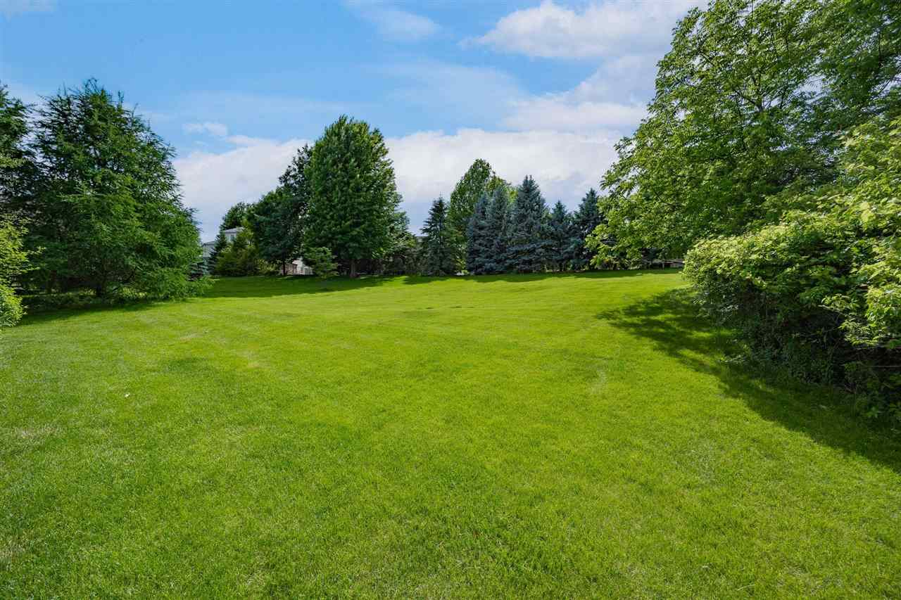 2812 Broken Woods Drive