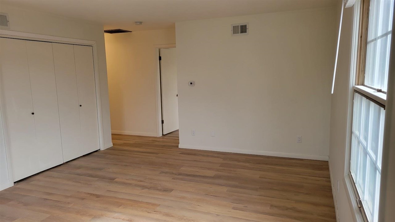 1080 9th Ave