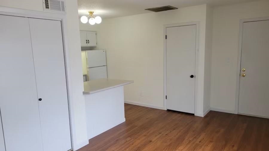 1080 9th Ave
