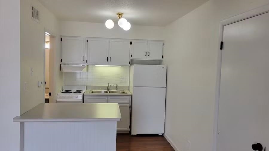 1080 9th Ave