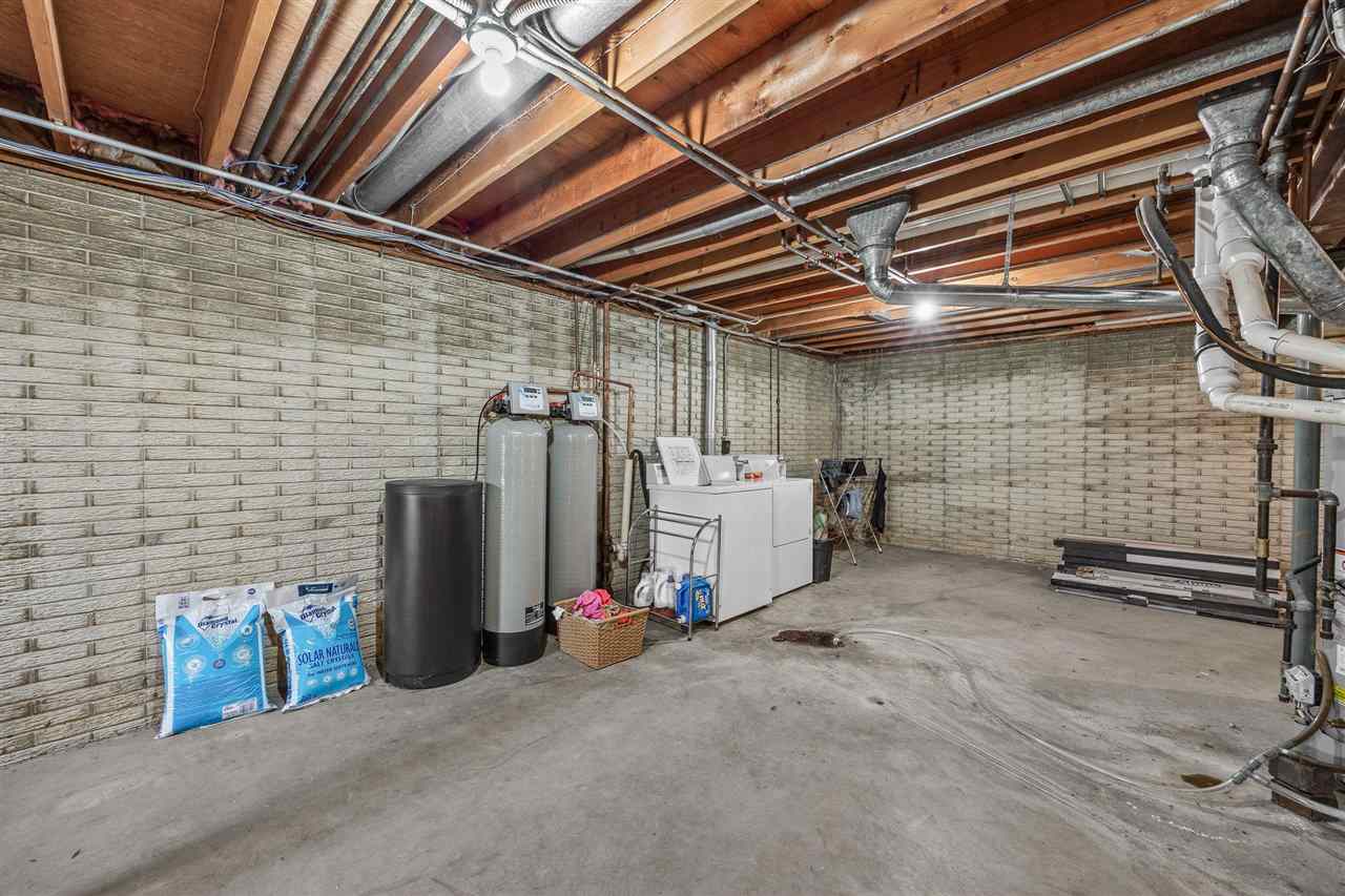 1080 9th Ave