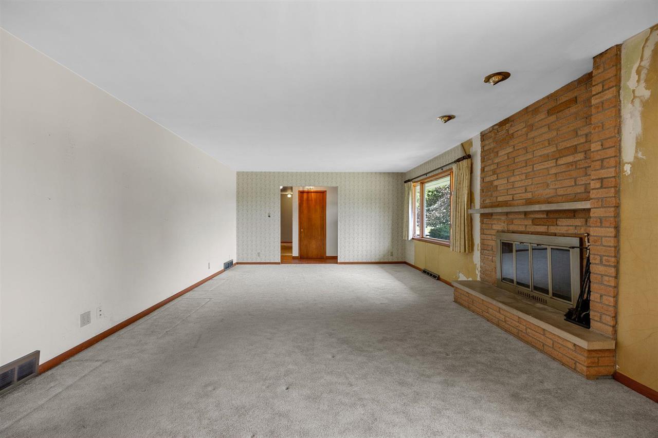 3813 Tomahawk Trail SE
