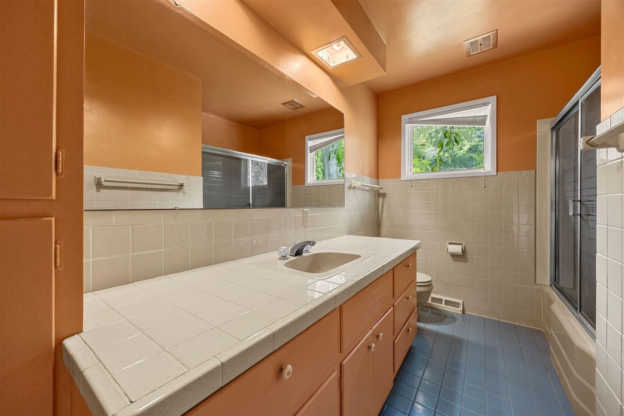 3813 Tomahawk Trail SE