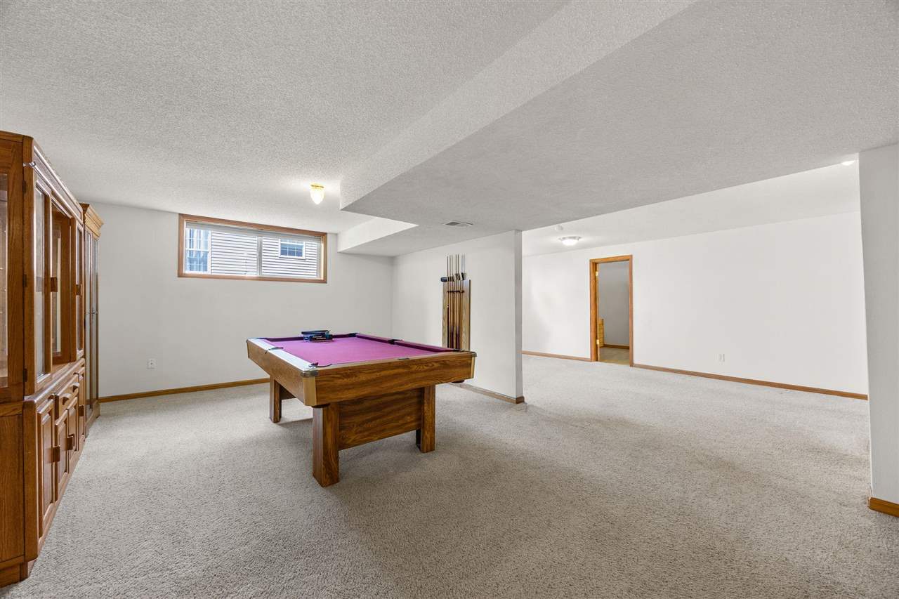 400 Westridge Drive SW