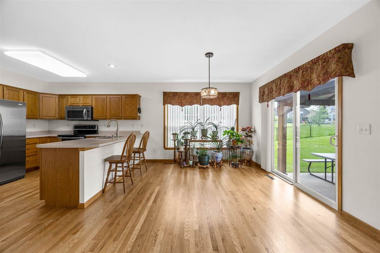 400 Westridge Drive SW
