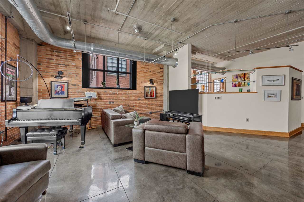 900 2nd Street Unit: 502