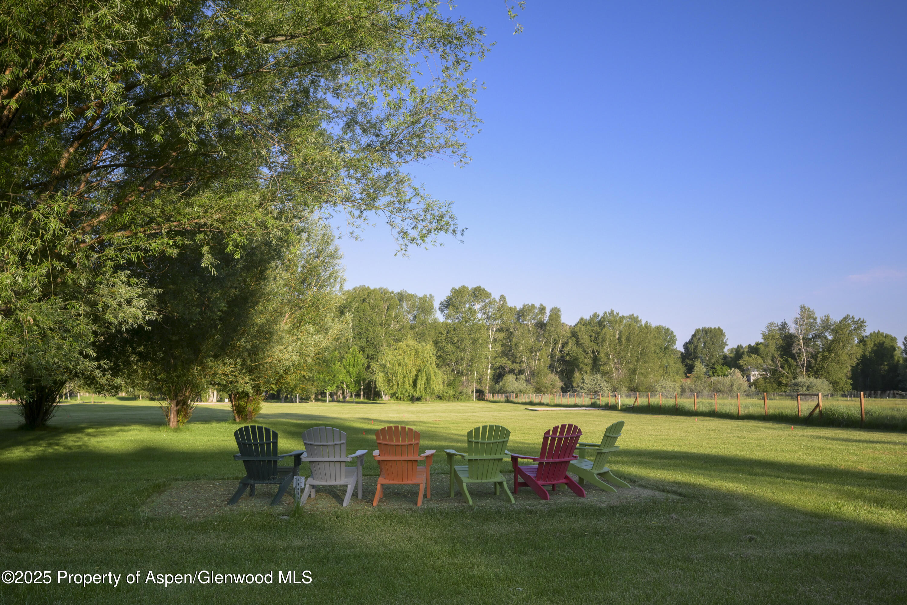 1207 Hooks Spur Road